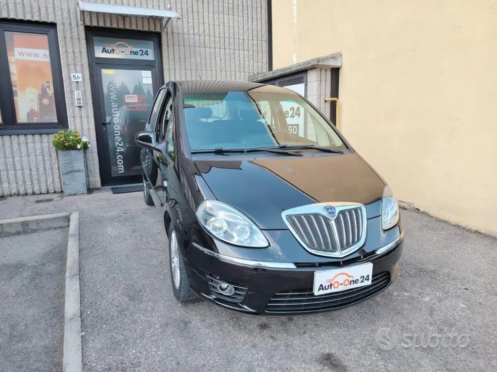 Lancia Musa 2012 photo 3