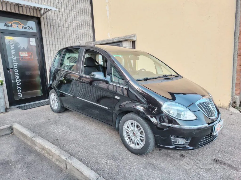 Lancia Musa 2012 photo 4