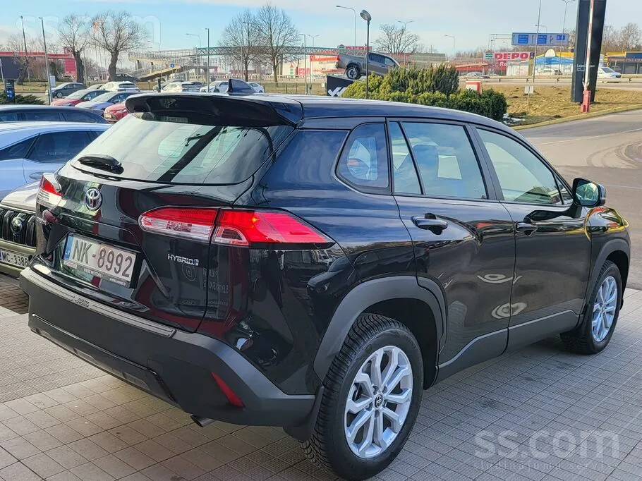 Toyota Corolla Cross 2023 photo 3