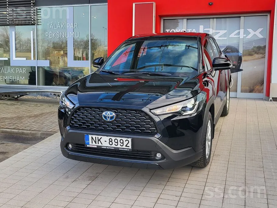 Toyota Corolla Cross 2023 photo 2