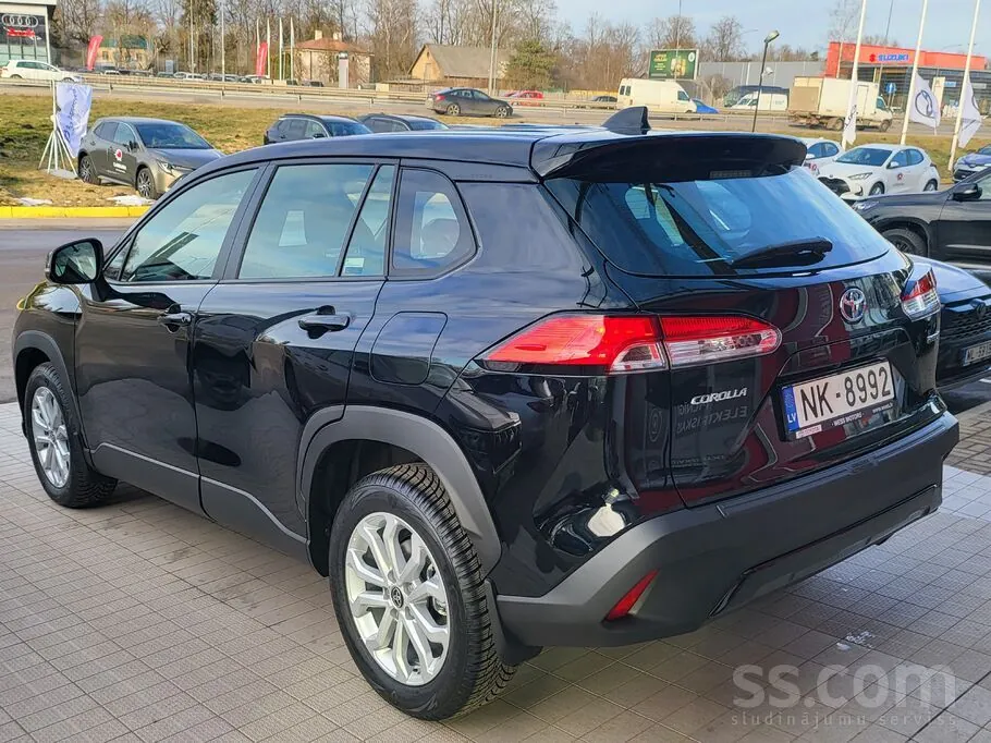Toyota Corolla Cross 2023 photo 4