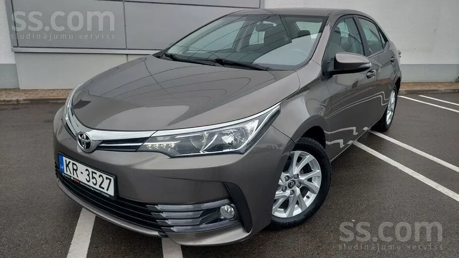 Toyota Corolla 2017 photo 2