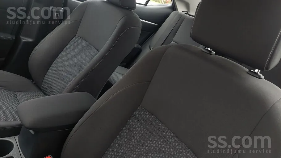 Toyota Corolla 2017 photo 4