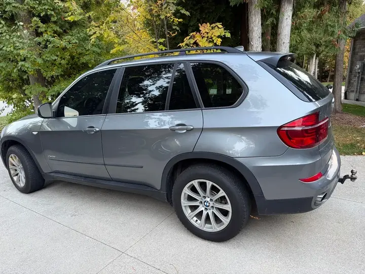 BMW X5 2013 photo 2
