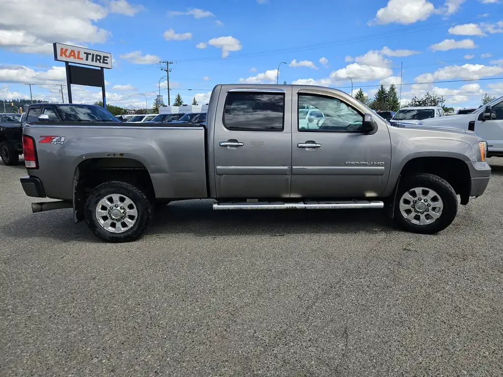 GMC Sierra 2500Hd 2013 photo 4