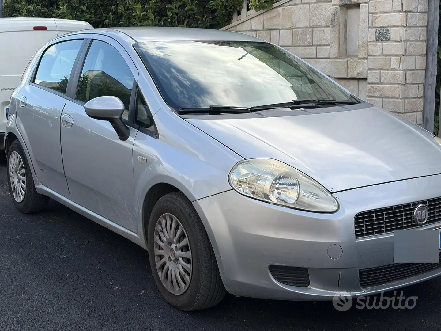 Fiat Grande Punto 2009 photo 3