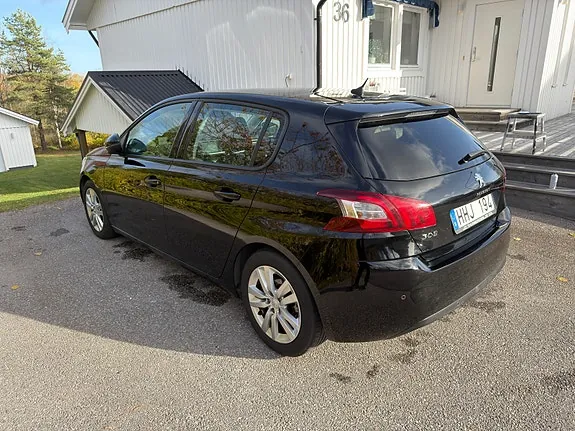 Peugeot 308 2013 photo 4