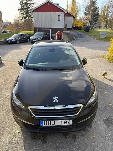Peugeot 308 2013 photo 3