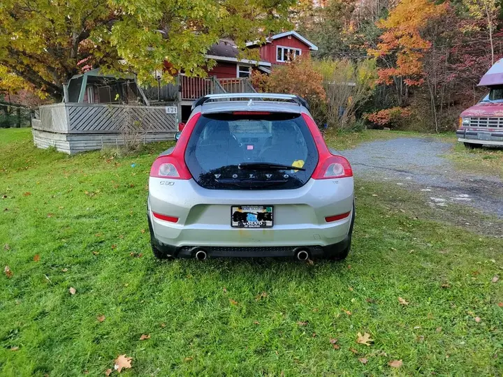 Volvo C30 2011 photo 3