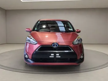 Toyota Sienta 2016 photo 3