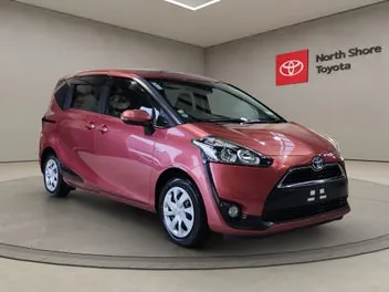 Toyota Sienta 2016 photo 2