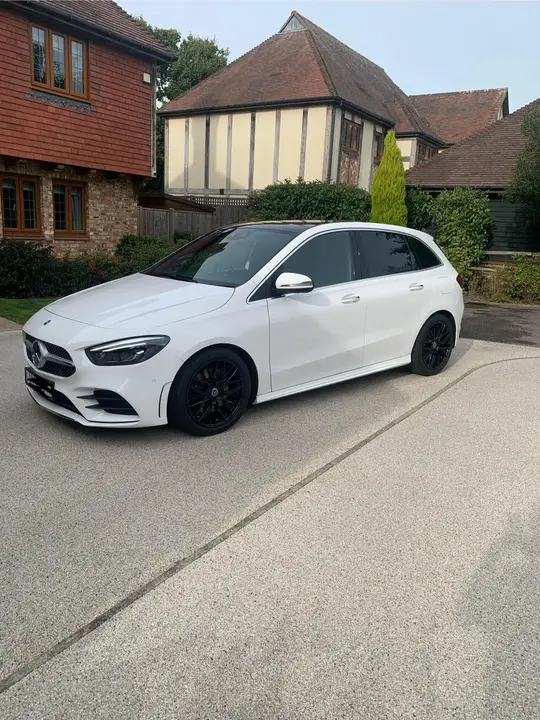 Mercedes-Benz B-Class 2019 photo 4