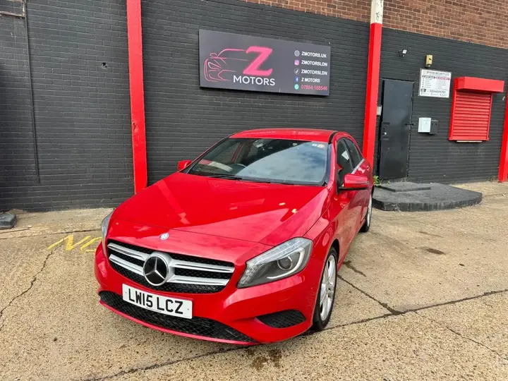 Mercedes-Benz A-Class 2015 photo 3