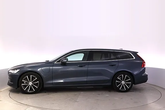 Volvo V60 2025 photo 2