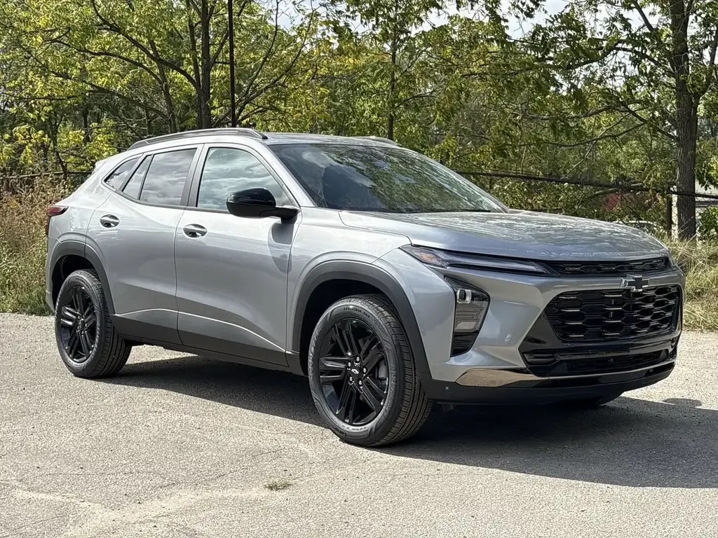 Chevrolet Trax 2026 photo 2