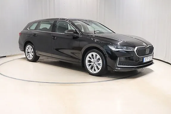 Skoda Superb 2025 photo 3