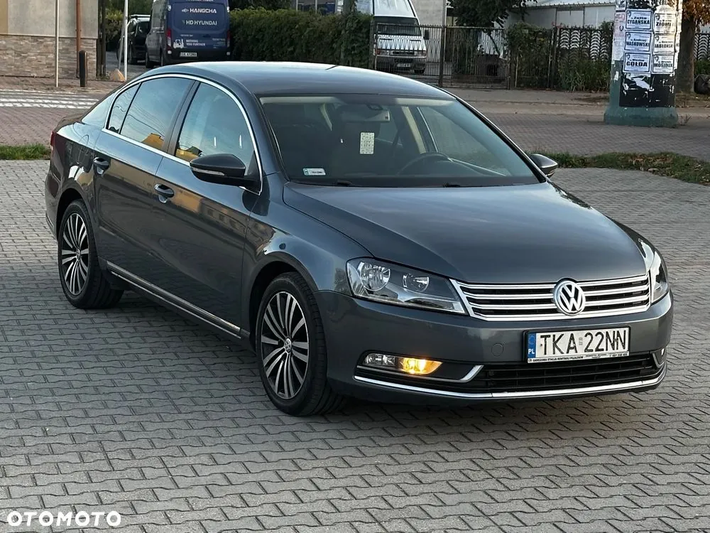 Volkswagen Passat 2011 photo 5