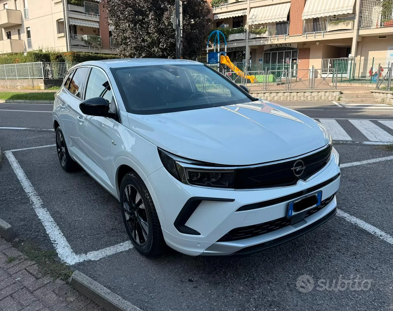 Opel Grandland 2022 photo 2