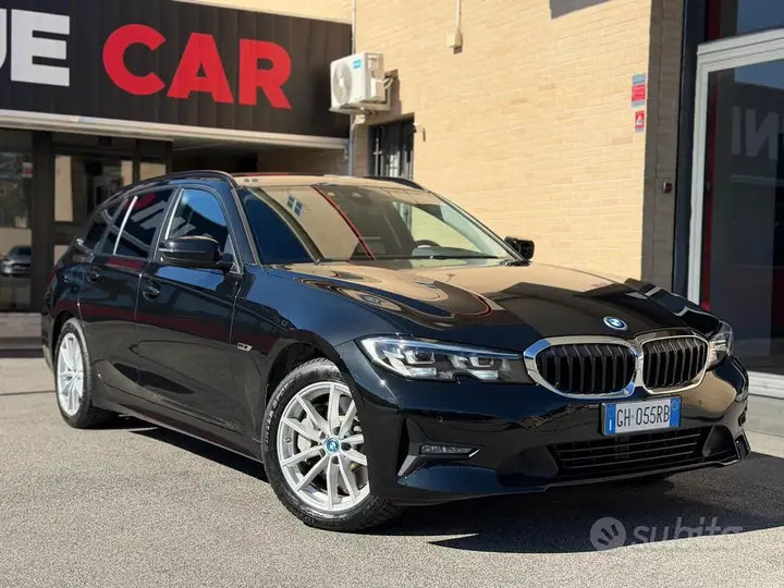 BMW 330E Touring