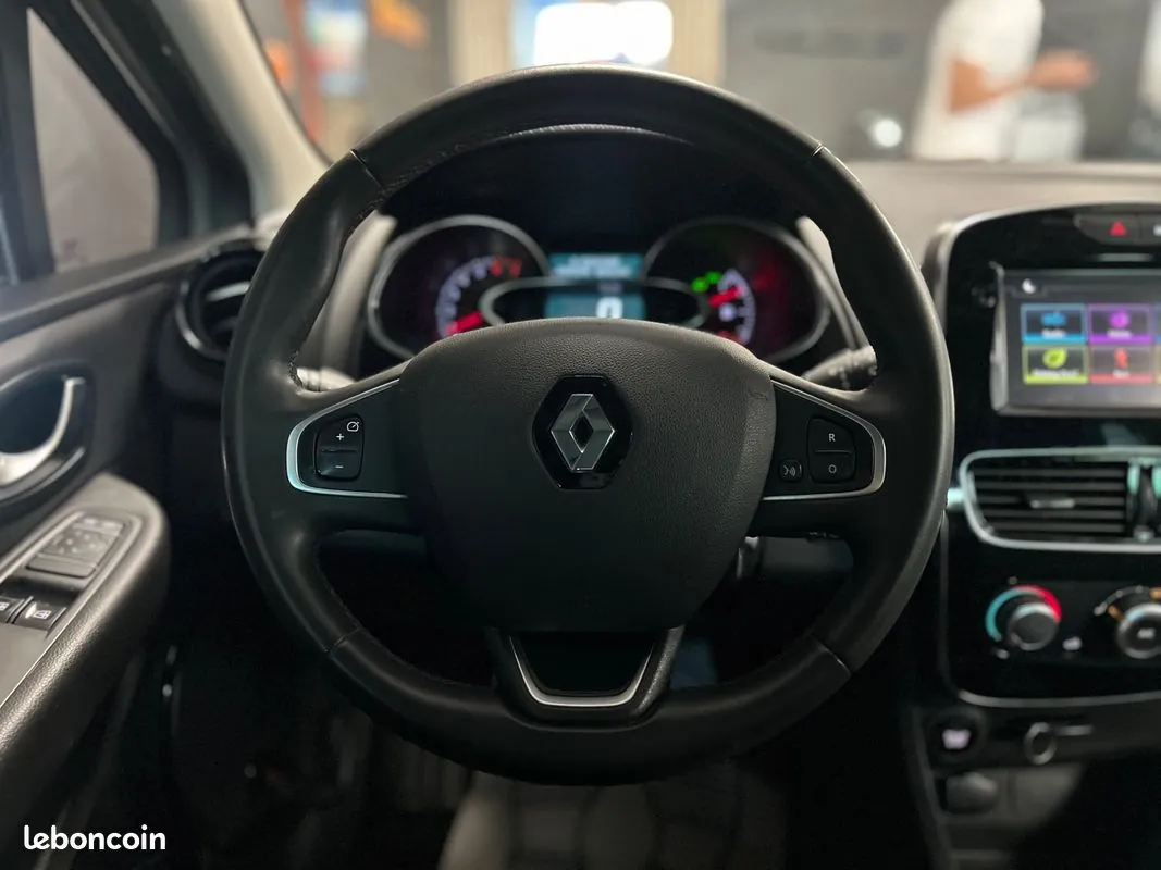 Renault Clio 2019 photo 4