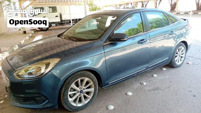 Ford Escort 2020 photo 3