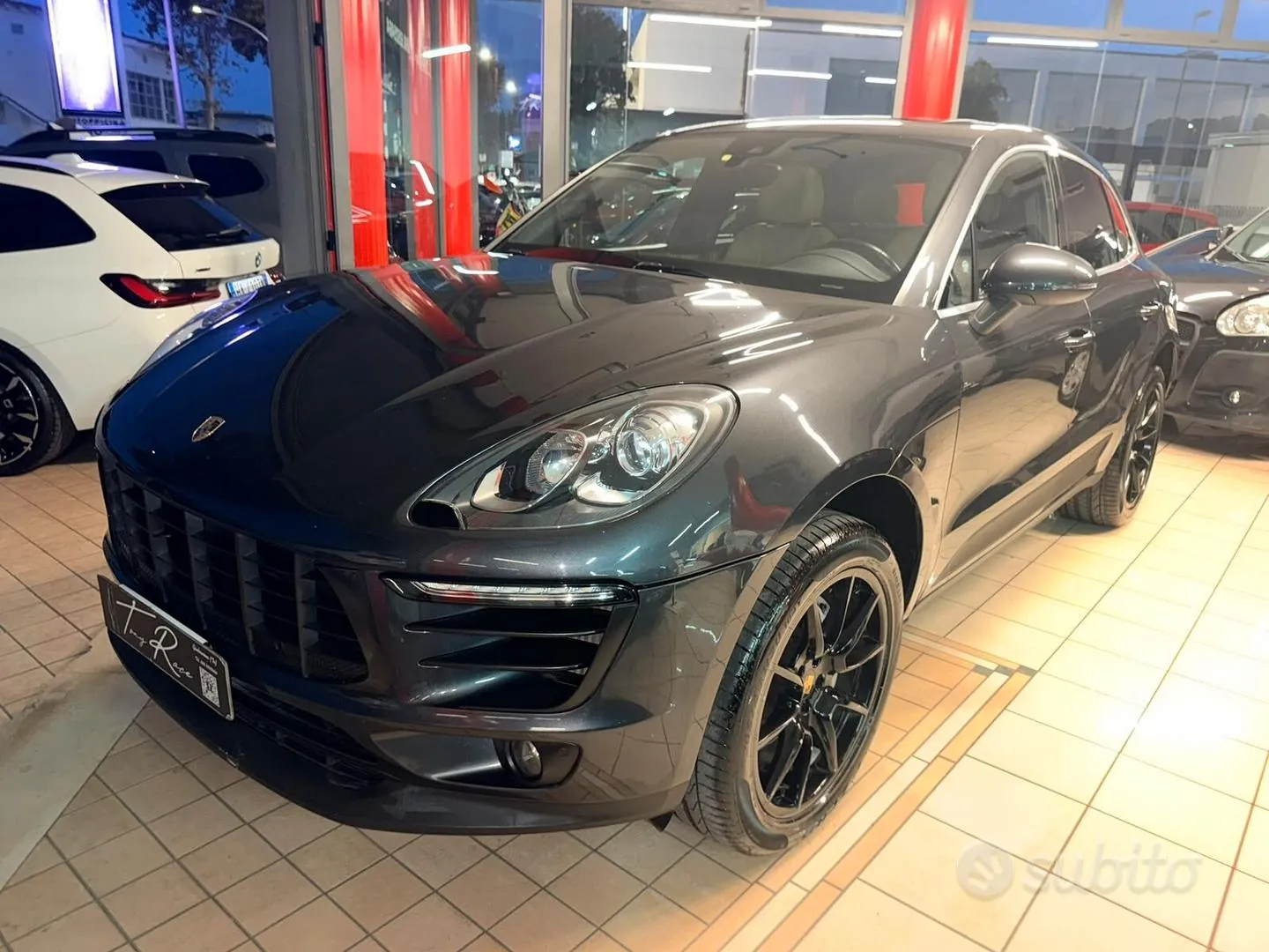 Porsche Macan 2018 photo 2