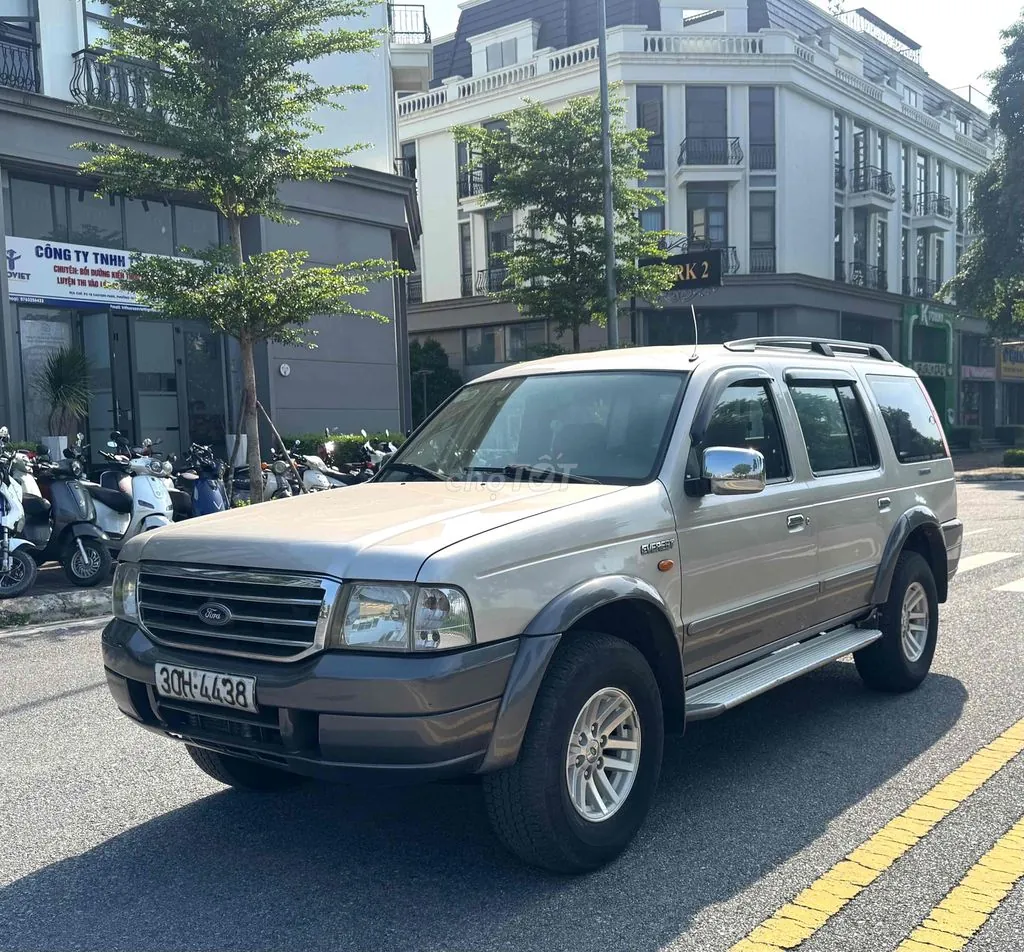 Ford Everest 2006 photo 2