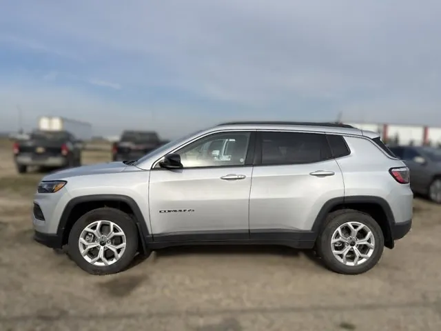 Jeep Compass 2025 photo 2