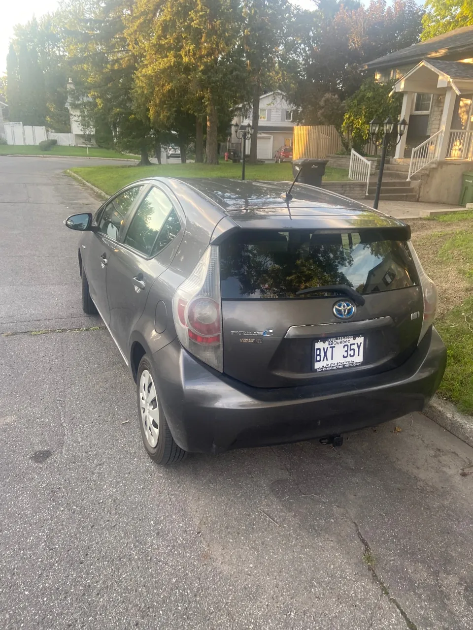Toyota Prius C 2013 photo 2