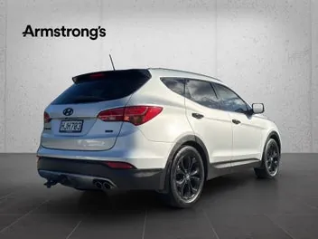 Hyundai Santa Fe 2014 photo 3