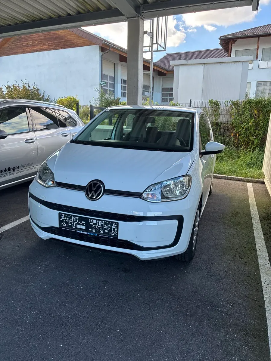 Volkswagen Up