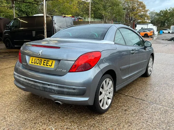 Peugeot 207 2008 photo 3