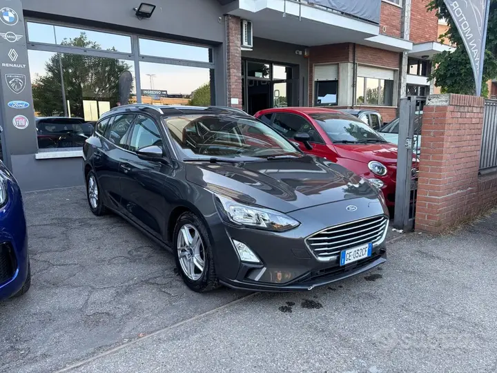 Ford Focus 2021 photo 3