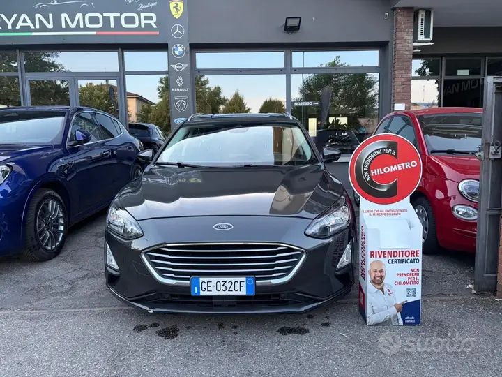 Ford Focus 2021 photo 2