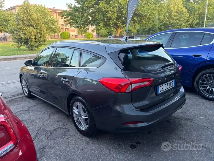 Ford Focus 2021 photo 5