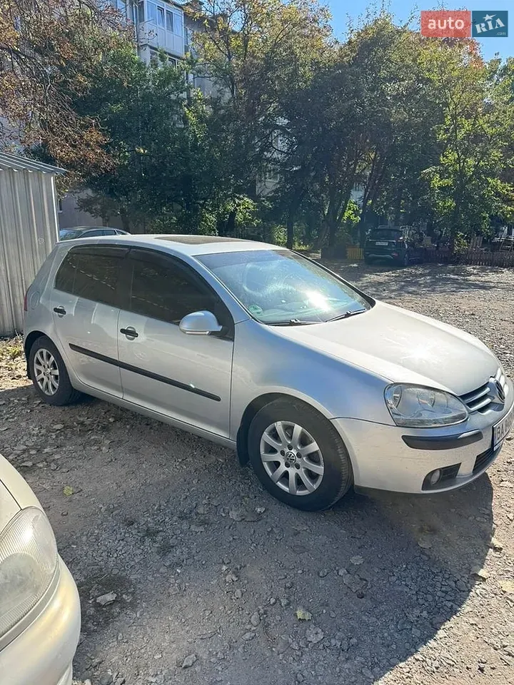 Volkswagen Golf 2004 photo 2