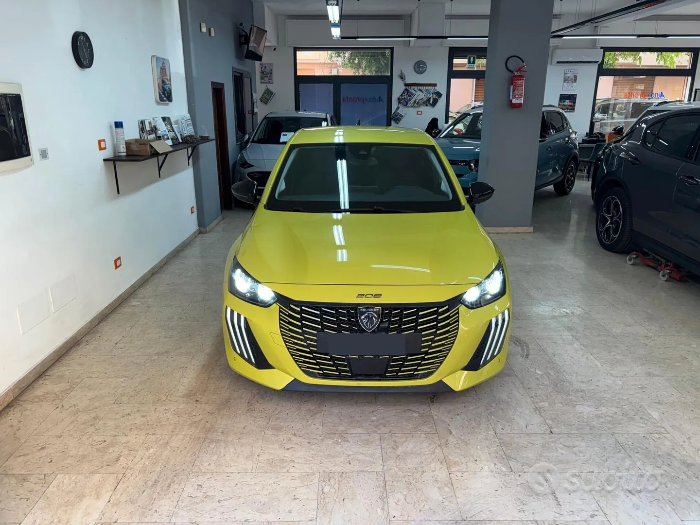 Peugeot 208 2025 photo 2