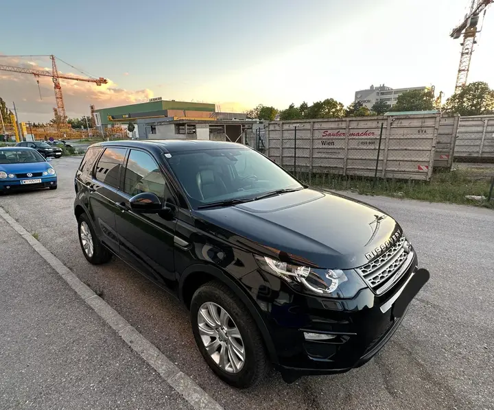 Land Rover Discovery Sport 2019 photo 3