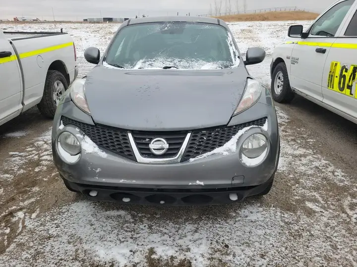 Nissan Juke 2011 photo 5