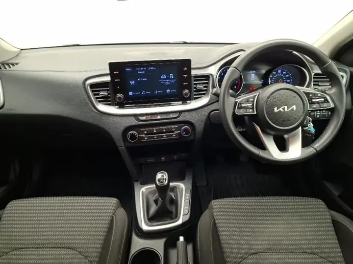 Kia Xceed 2022 photo 3