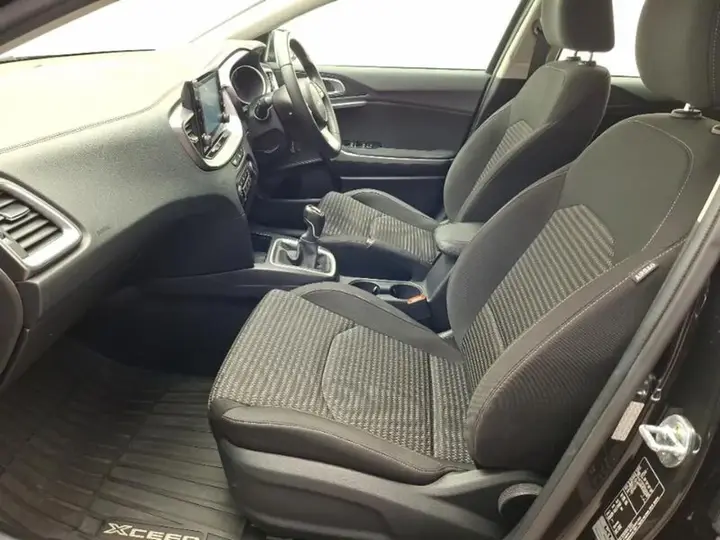 Kia Xceed 2022 photo 5