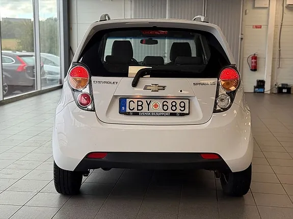 Chevrolet Spark 2011 photo 4