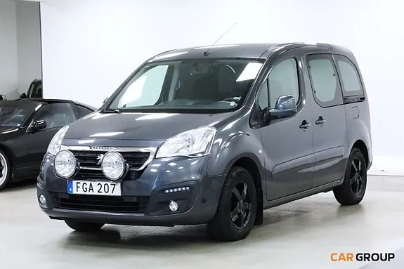 Peugeot Partner Tepee 2016 photo 2