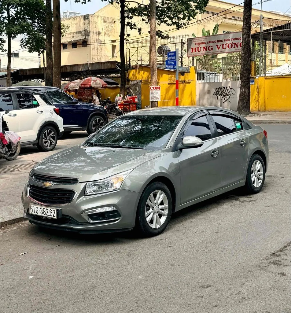 Chevrolet Cruze 2017 photo 2
