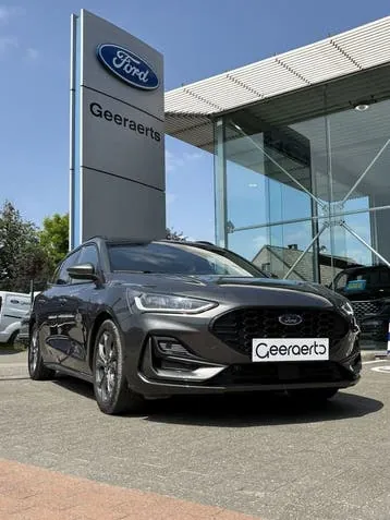 Ford Focus 2024 photo 3