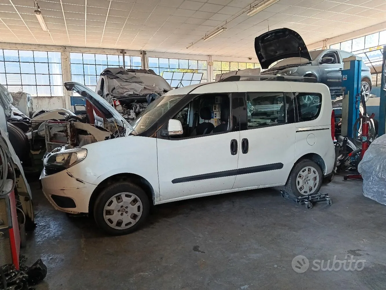 Fiat Doblo 2015 photo 2