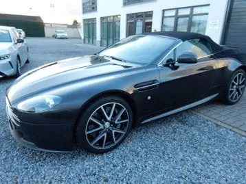 Aston Martin V8 Vantage 2012 photo 2