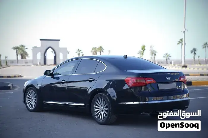 Kia Cadenza 2010 photo 3