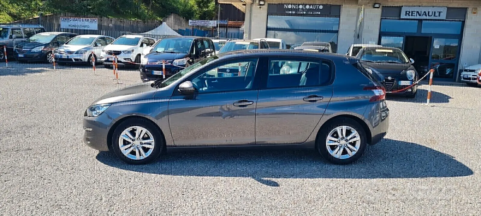 Peugeot 308 2017 photo 2