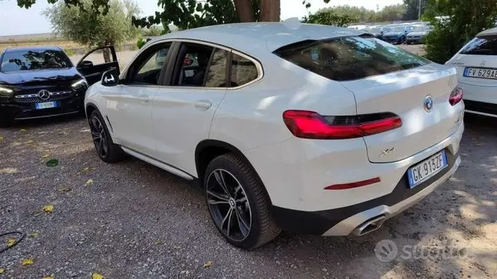 BMW X4 2022 photo 3